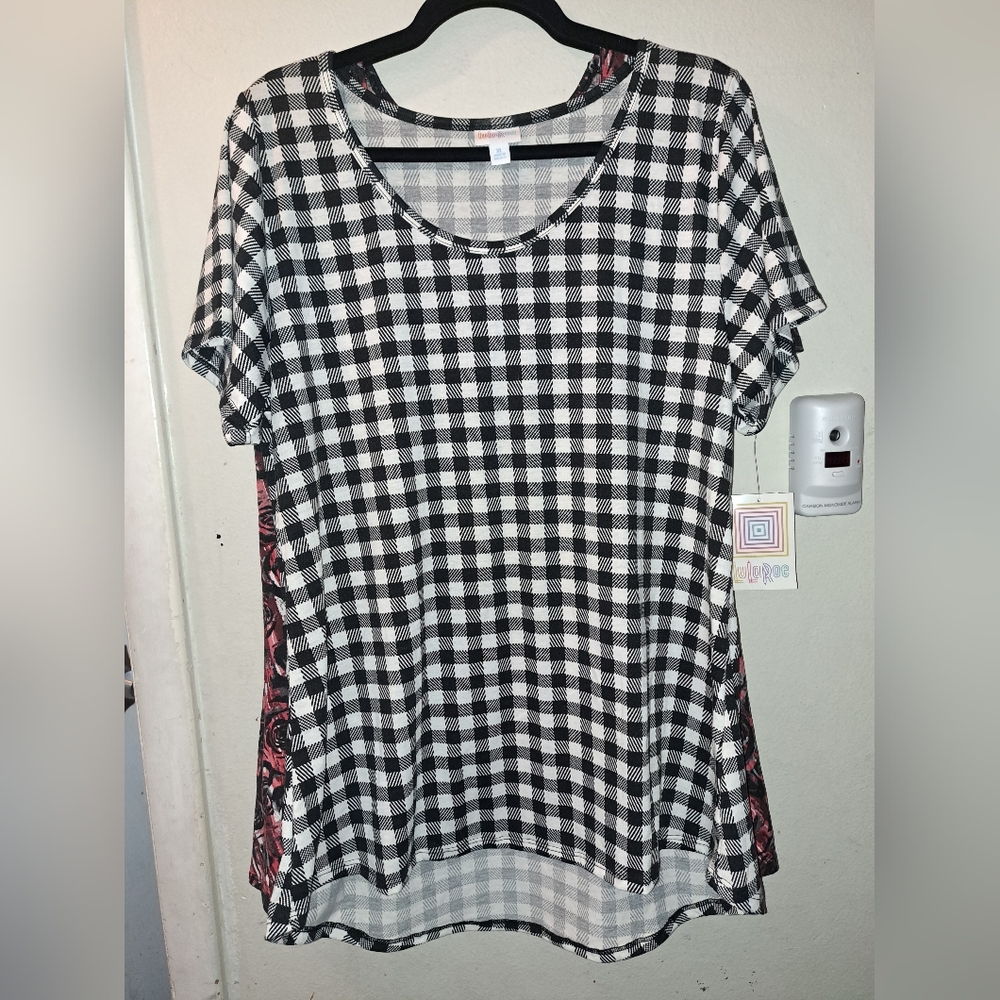 Black and White XL Lularoe Classic T